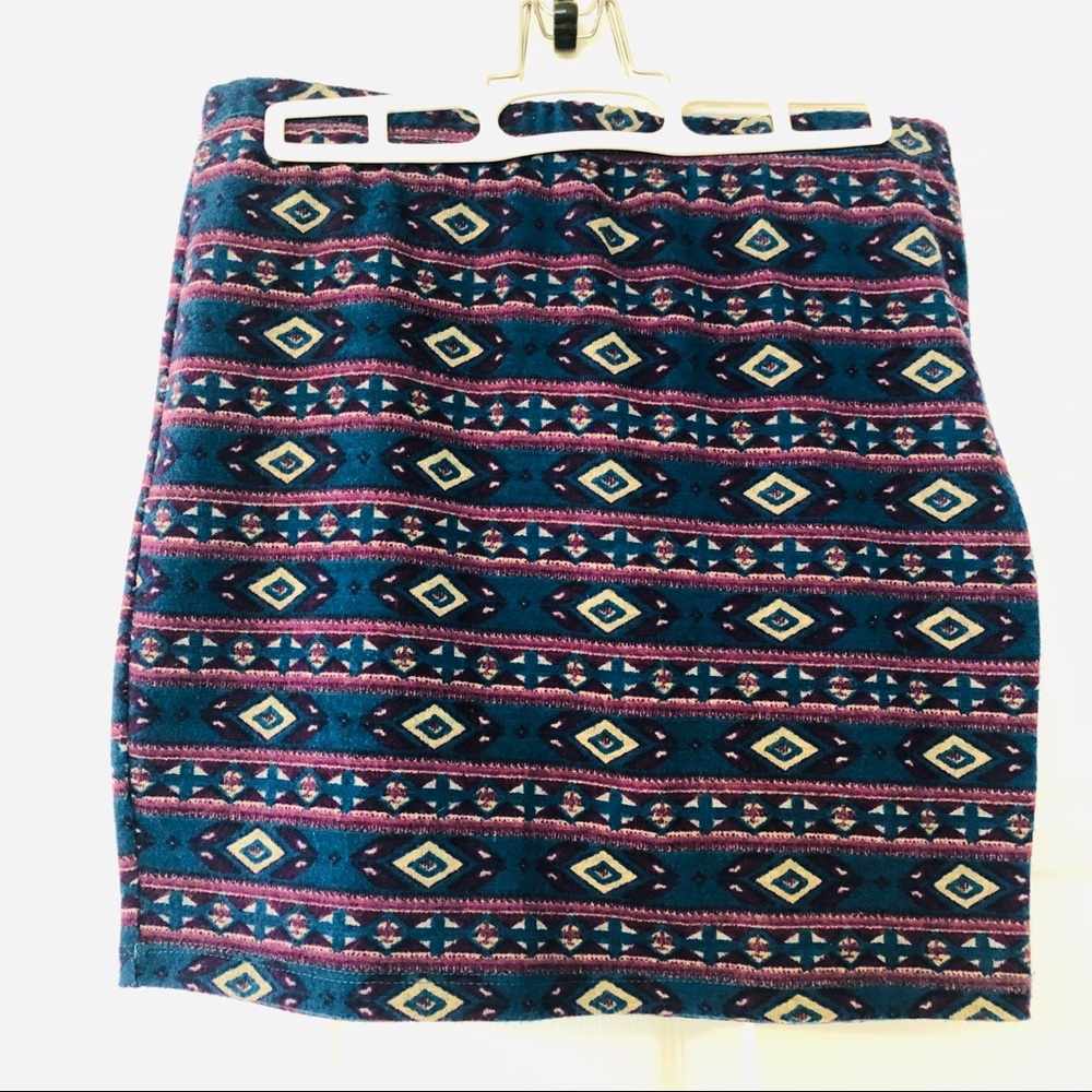 Aztec pattern bodycon skirt size medium